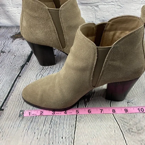 MICHEAL KORS Tan Suede High Heel Slip On Ankle Boots - Picture 7 of 17